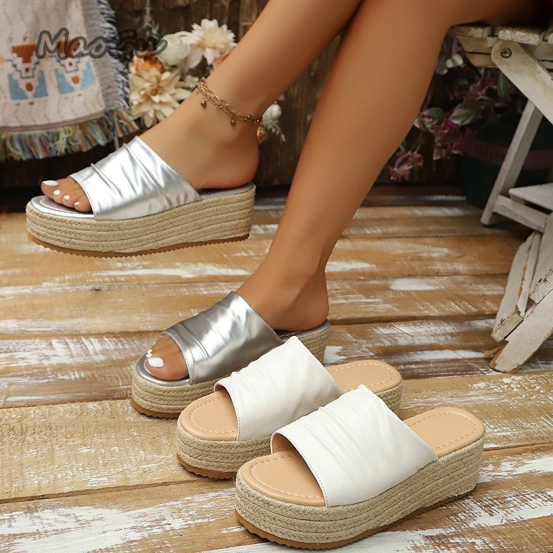 Espadrille Slip On - รองเท้าส้นเตารีดแบบสวมเปิดนิ้วเท้าสำหรับผู้หญิง ดีไซน์รัดรูป สไตล์ลำลอง ใส่สบาย เหมาะสำหรับฤดูร้อน